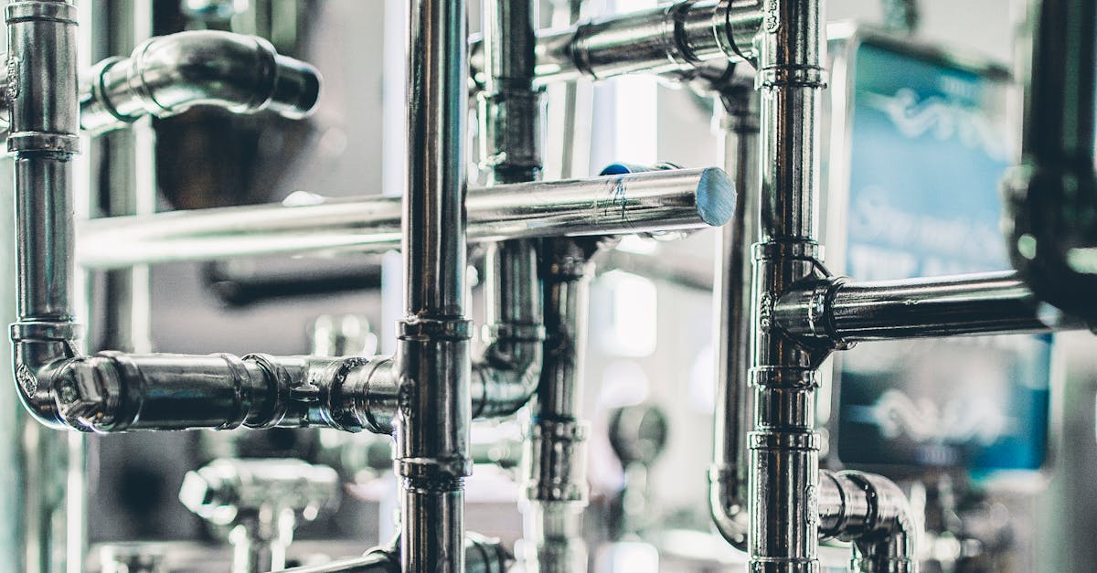 Who fits and repairs pipes?